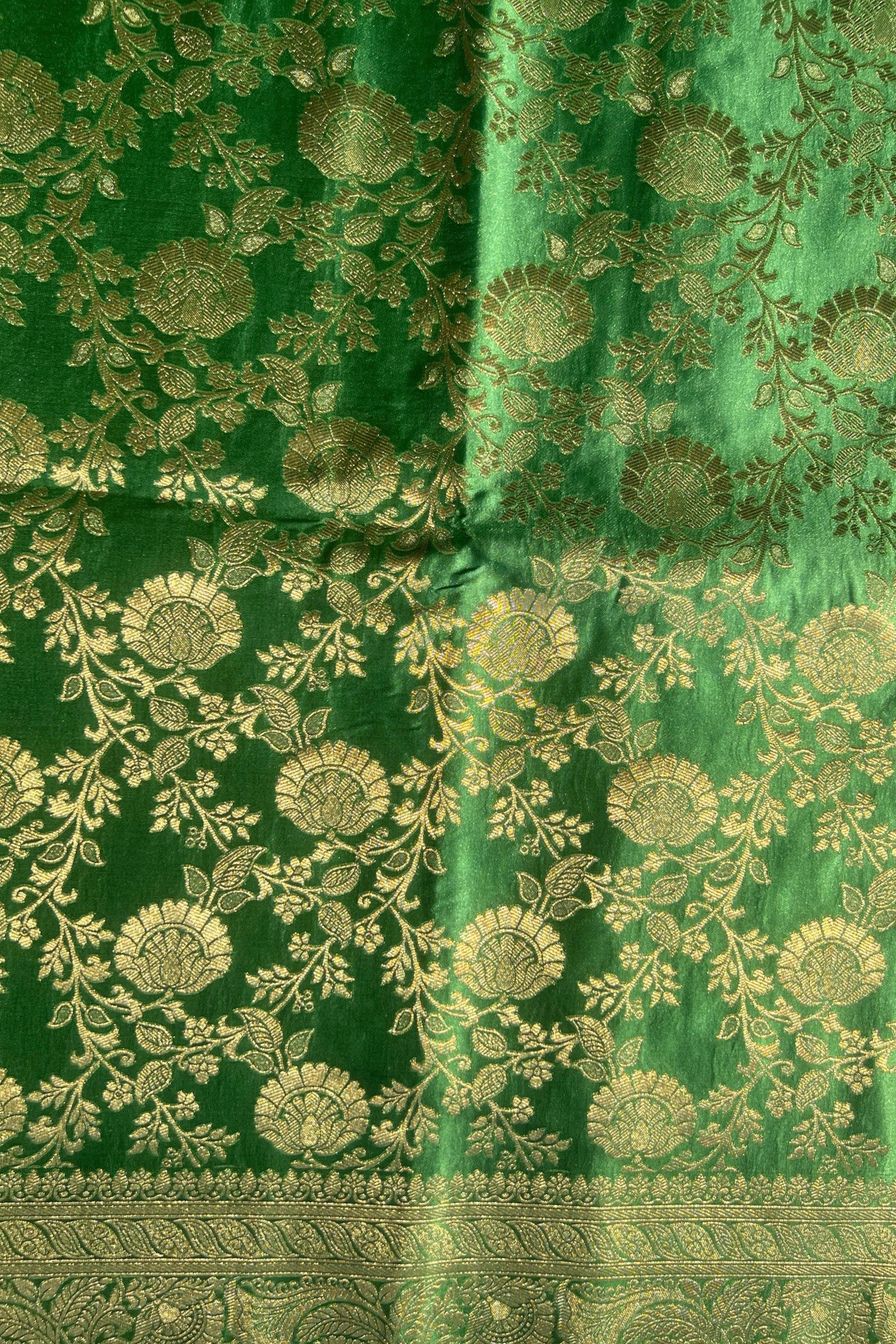 Green Floral Jaal Mashru Satin Silk Saree