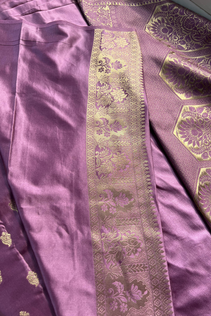 Lilac Zari Booti Mashru Satin Silk Saree