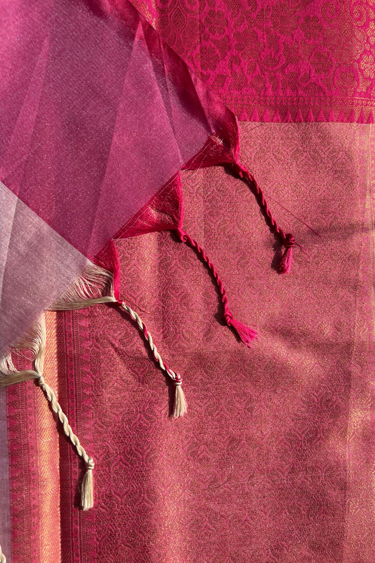 Lilac Magenta Contrast Katan Silk Banarasi Saree