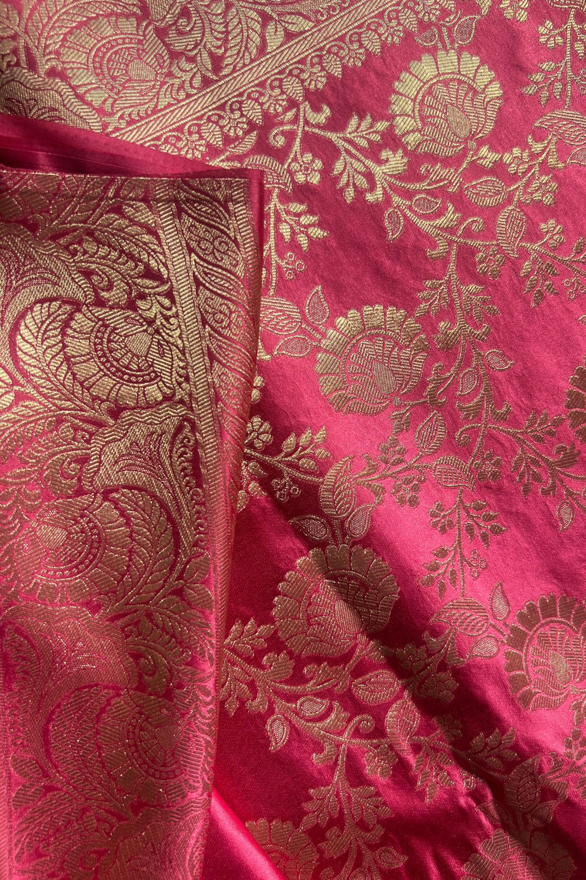 Rose Red Floral Jaal Mashru Satin Silk Saree