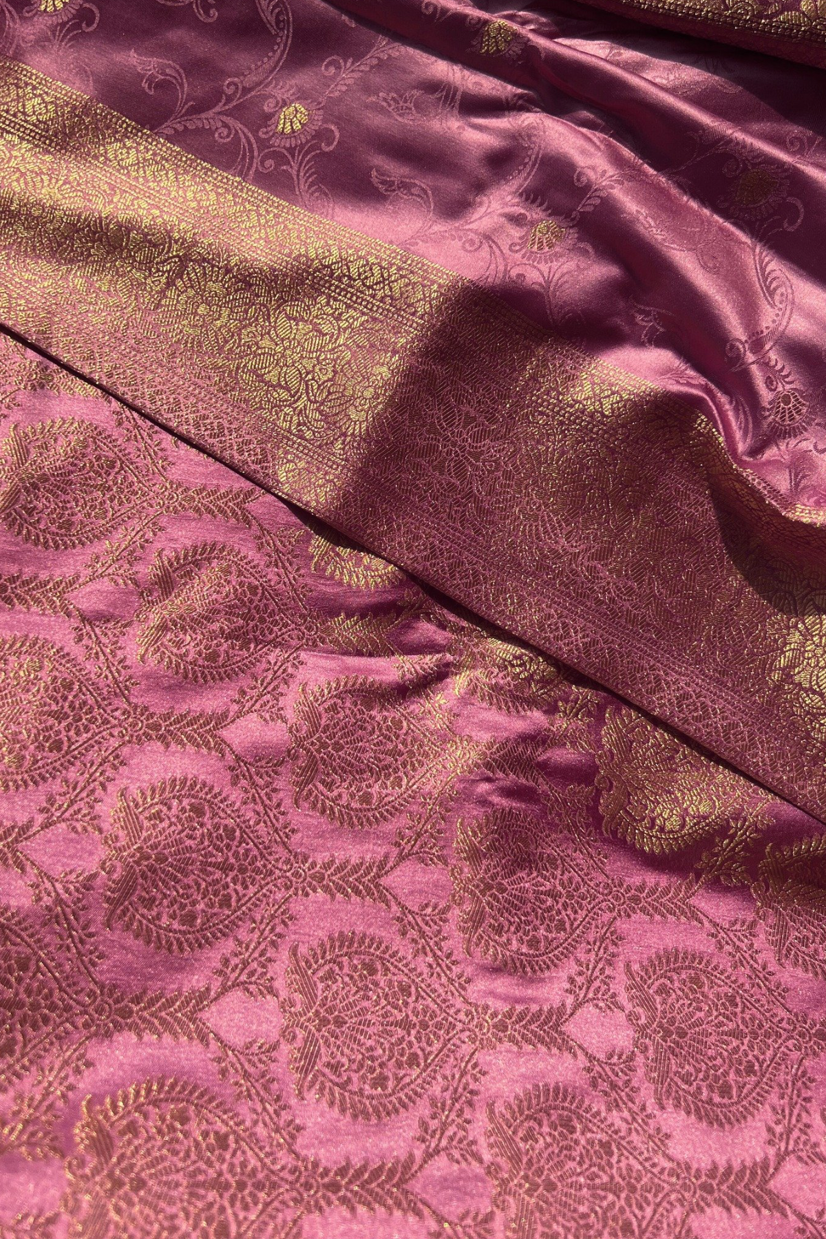 Lilac Jaal Mashru Satin Banarasi Silk Saree