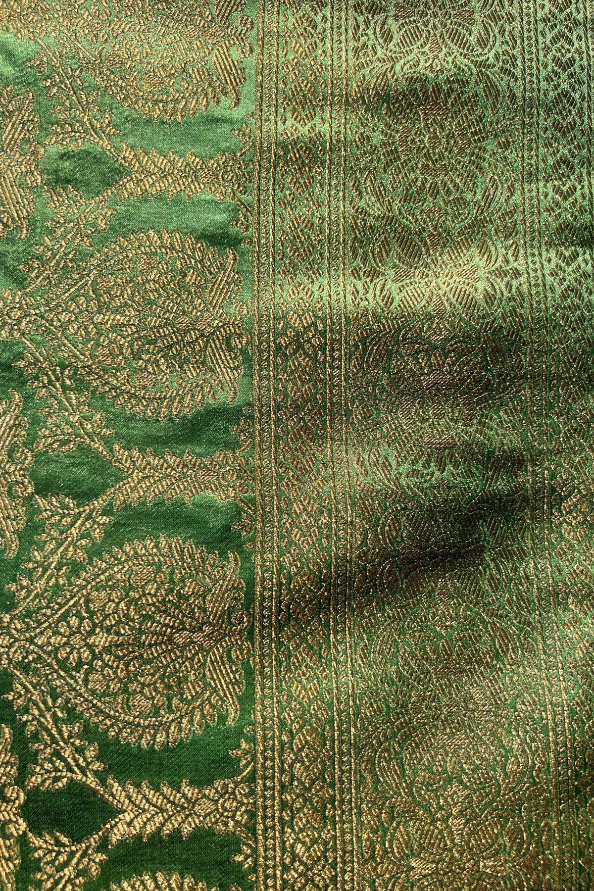 Green Gold Zari Jaal Mashru Satin Banarasi Silk Saree