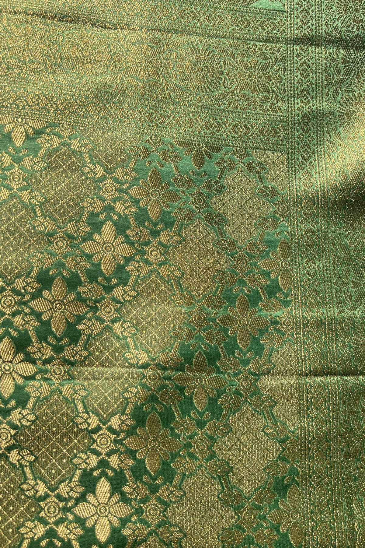 Green Gold Zari Jaal Mashru Satin Banarasi Silk Saree